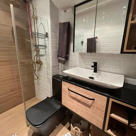 Apartment Страхотен Тристаен Апартамент-Бриз